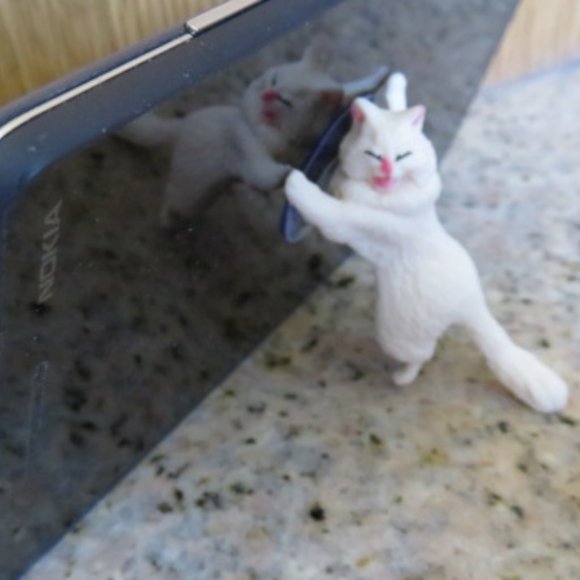 CAT Cell Phone Grip Stand Holder White (F15) - Picture 2 of 2